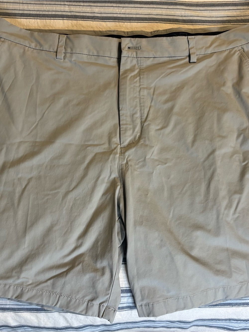 Vineyard Vines Men's Olive Green Performance Shorts